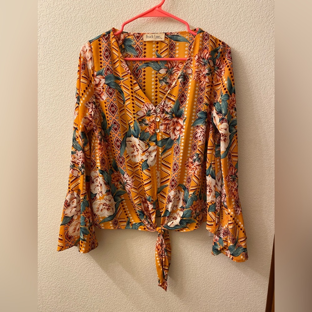Peach Love California Women’s S Blouse